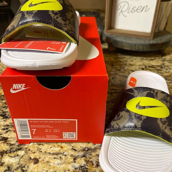 Nike Victori One Slide Print - Picture 6 of 6